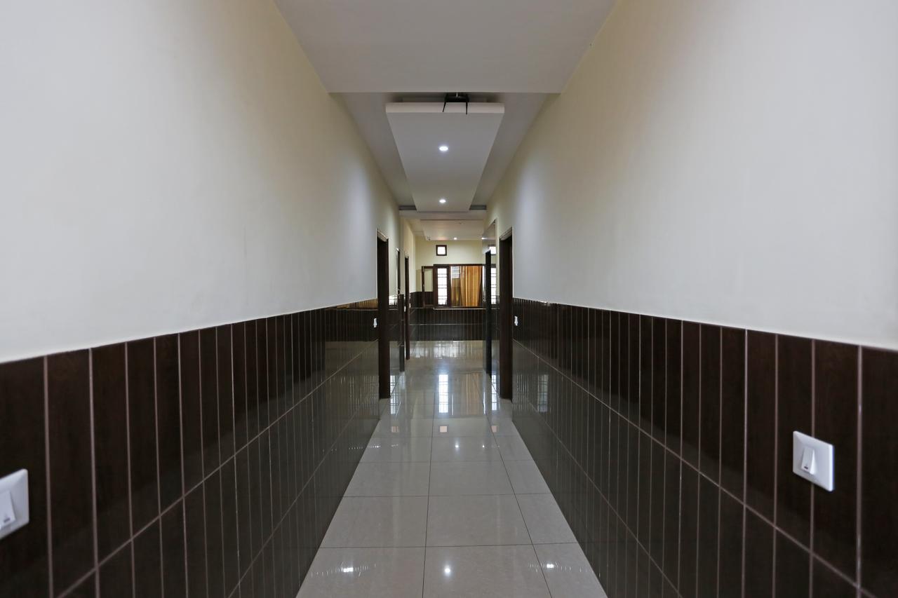 Hotel Vishnu Inn Dehradun Exterior photo