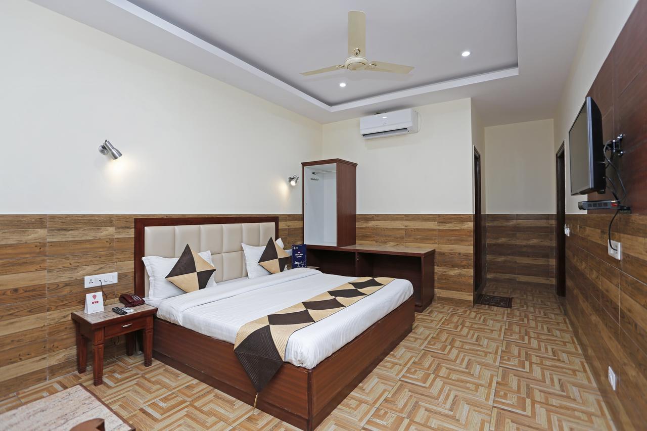 Hotel Vishnu Inn Dehradun Exterior photo